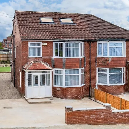 بيت للعطل Borrowdale Brook ليدز